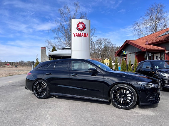 Mercedes-Benz CLA35 7 of 24