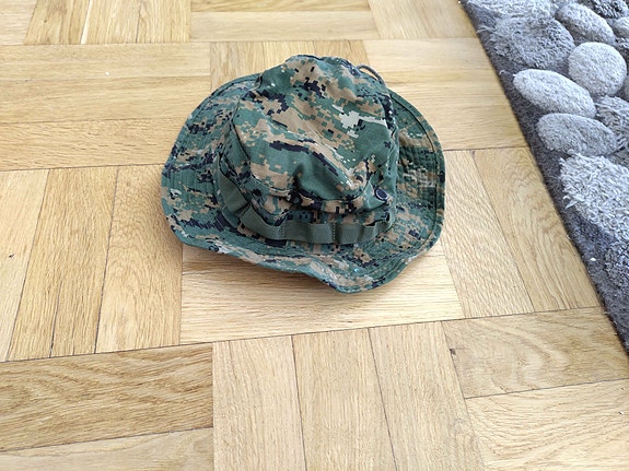 Product image 8 of 9