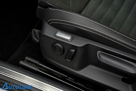 Volkswagen Passat 24 of 30