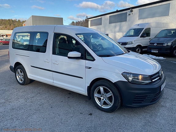 Volkswagen Caddy Maxi 3 of 5
