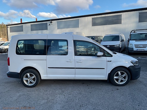 Volkswagen Caddy Maxi 4 of 5