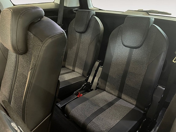 Peugeot 5008 19 of 21