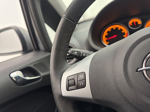 Opel Corsa 12 of 27