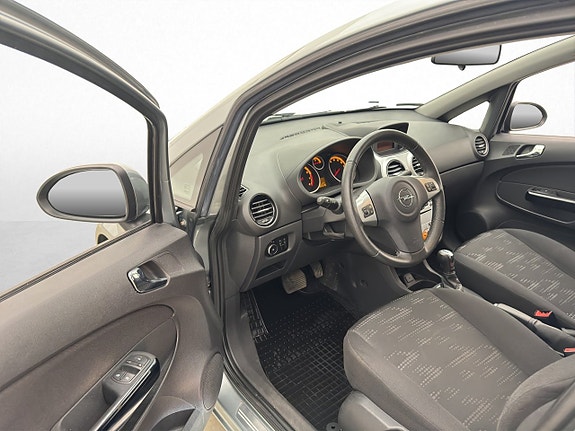 Opel Corsa 8 of 27
