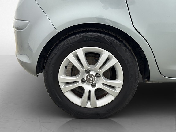 Opel Corsa 26 of 27