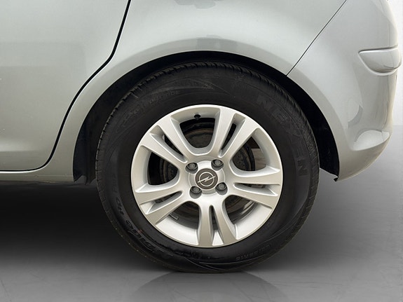 Opel Corsa 25 of 27
