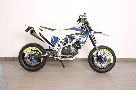 Husqvarna 701 SUPERMOTO *Extremt utrustad*