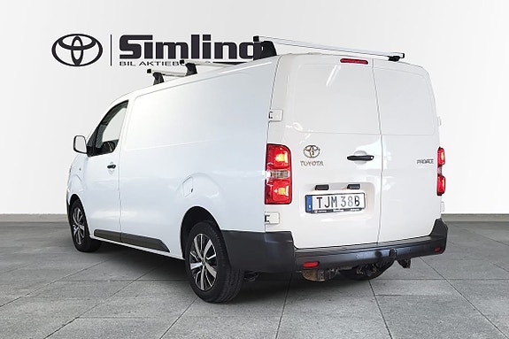 Toyota Proace 2 of 5