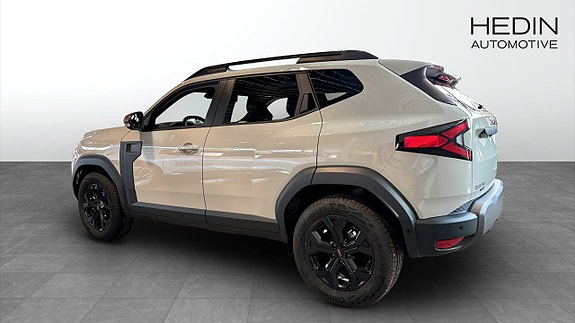 Dacia Duster 2 of 5