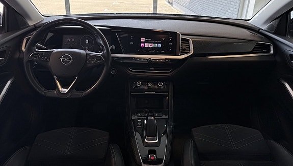 Opel Grandland 14 of 15