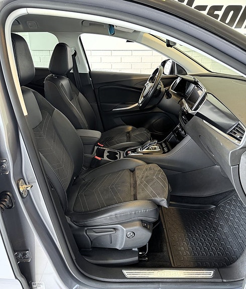Opel Grandland 9 of 15