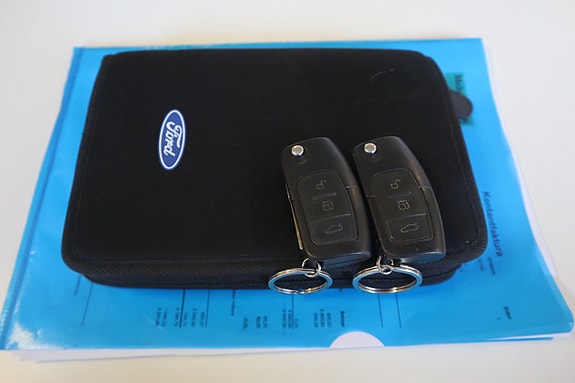 Ford Focus 15 of 15