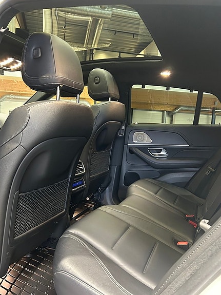 Mercedes-Benz GLE350 e 6 of 14