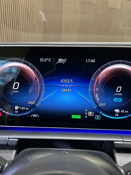 Mercedes-Benz GLE350 e 12 of 14