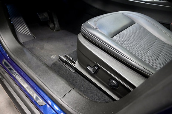 Alfa Romeo Stelvio 21 of 28