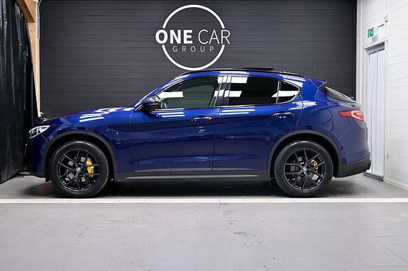 Alfa Romeo Stelvio 4 of 5