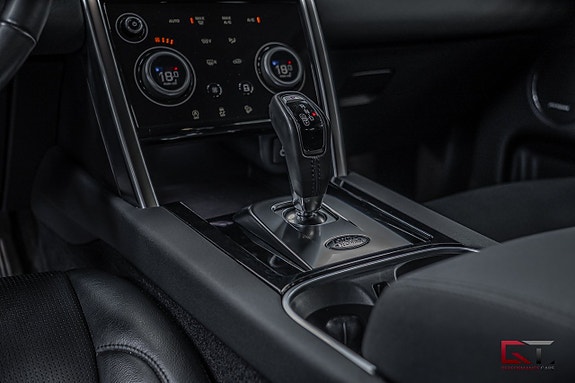 Land Rover Discovery Sport 18 of 23