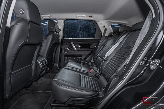 Land Rover Discovery Sport 21 of 23