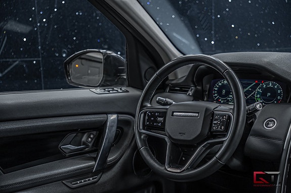 Land Rover Discovery Sport 22 of 23