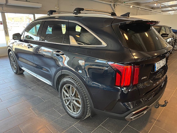 Kia Sorento 4 of 5