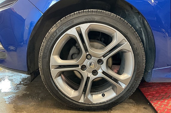 Renault Clio 10 of 23