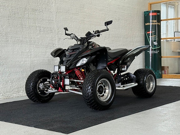 Yamaha Raptor 660R Påkostad/Breddad/B-kort/Lågmilare