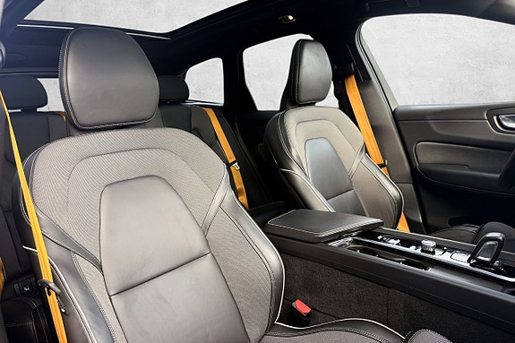 Volvo XC60 11 of 30