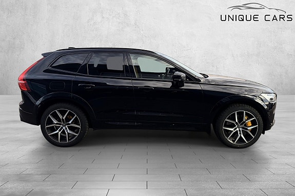 Volvo XC60 3 of 30