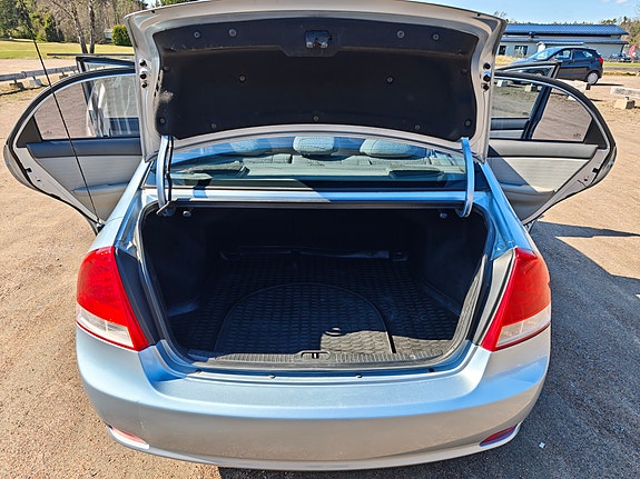 Kia Cerato 10 of 24