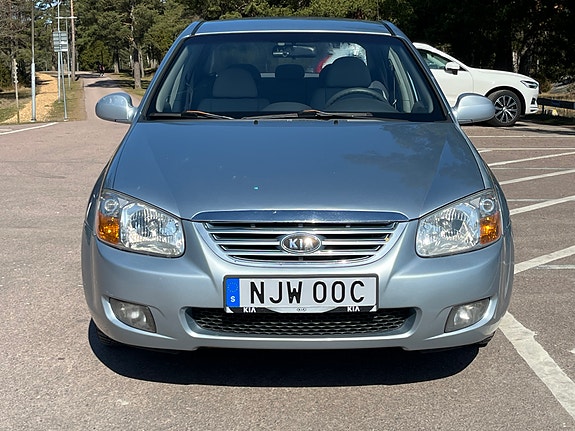 Kia Cerato 8 of 24