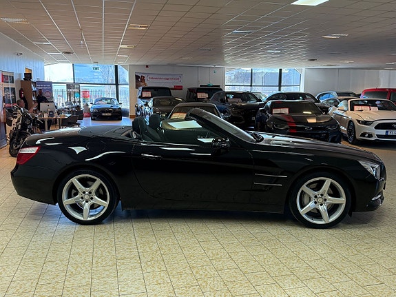Mercedes-Benz SL350 8 of 27