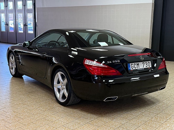 Mercedes-Benz SL350 25 of 27