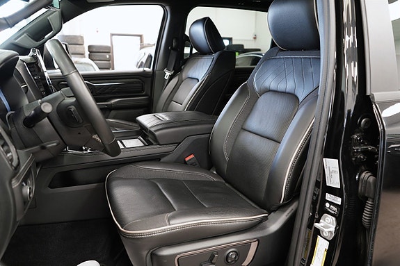 Dodge RAM 1500 15 of 27