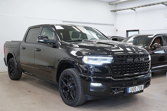 Dodge RAM 1500 8 of 27