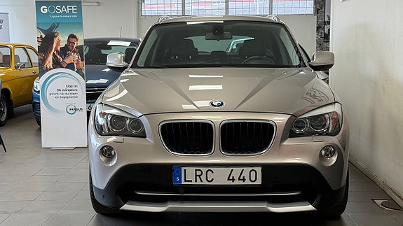 BMW X1 4 of 5