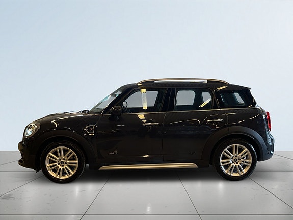 MINI Countryman Cooper S 4 of 5