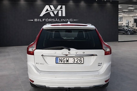 Volvo XC60 6 of 10