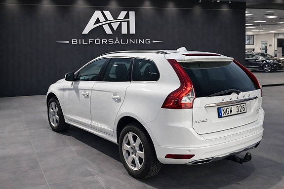 Volvo XC60 7 of 10