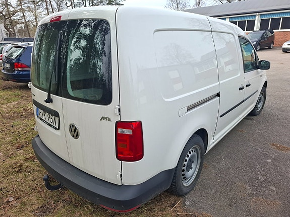 Volkswagen Caddy 4 of 5