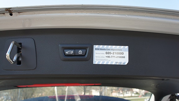 BMW 216d 22 of 27