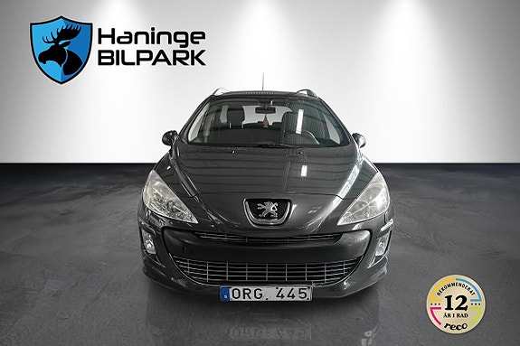Peugeot 308 SW 3 of 5