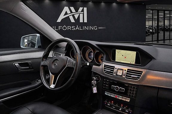 Mercedes-Benz E250 11 of 11