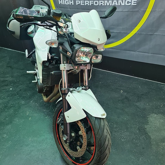 BMW Motorrad F 800 R 4 of 4