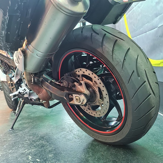 BMW Motorrad F 800 R 3 of 4