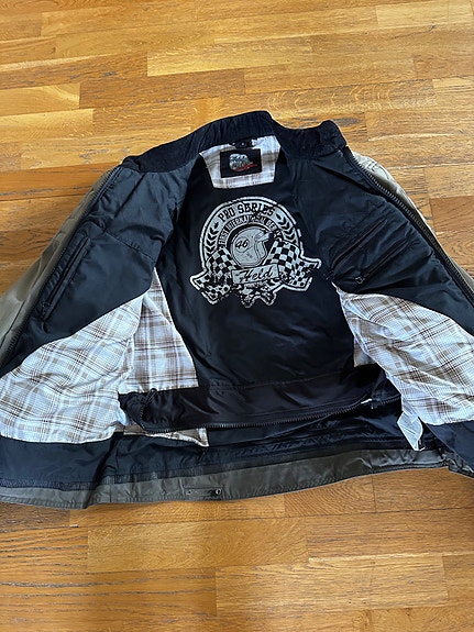 Product image 4 of 4