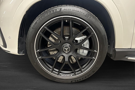 Mercedes-Benz GLE53 6 of 18