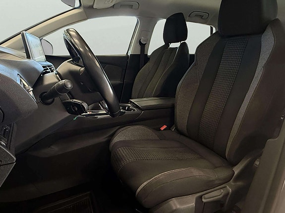Peugeot 5008 11 of 28
