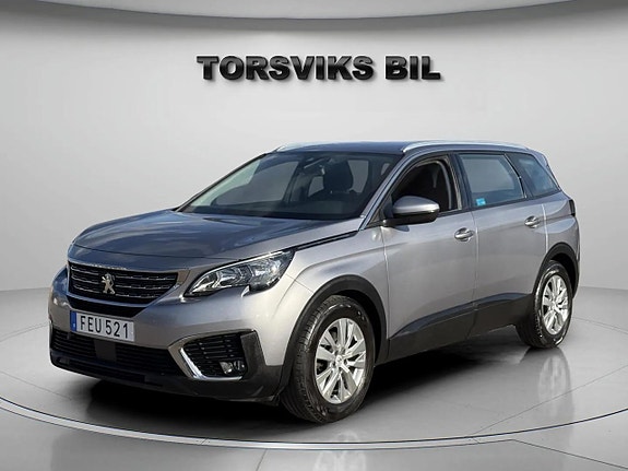 Peugeot 5008 3 of 5