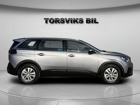 Peugeot 5008 7 of 28