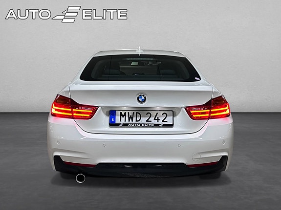 BMW 418d 4 of 5